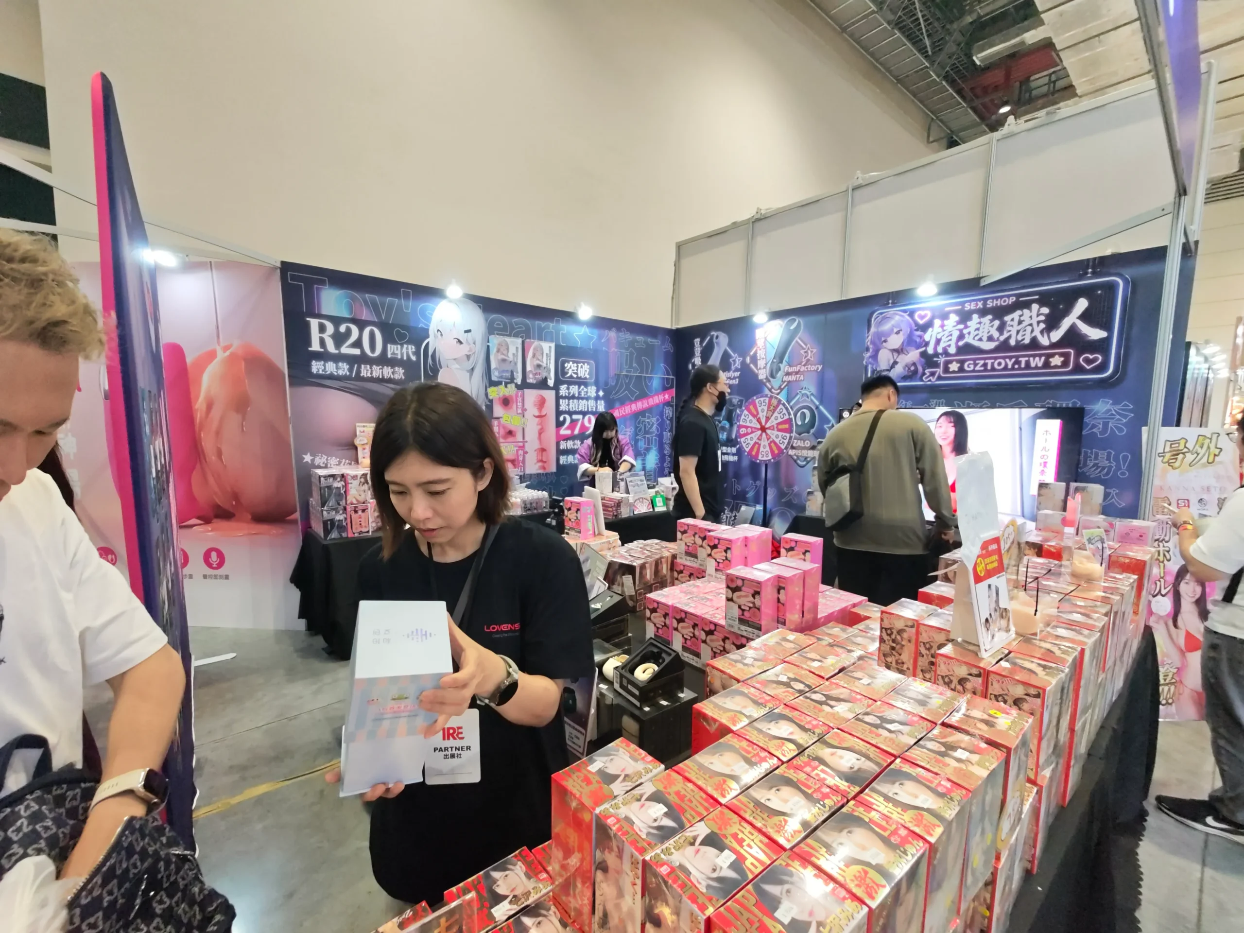 【開箱】2026 TRE 台北國際紅人展再度登場　破百位性感女優一字排開　亮眼程度更勝以往！